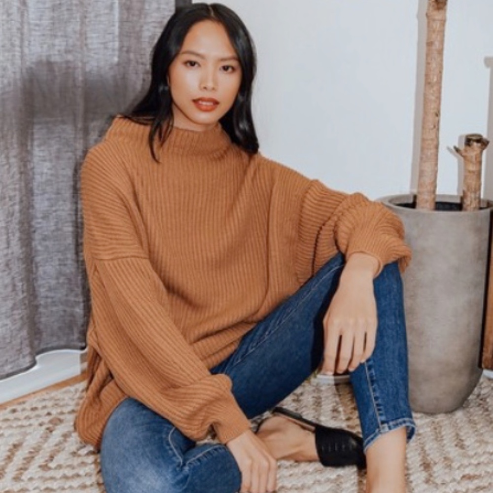 Lulus | "All Bundled Up" Oversized Sweater